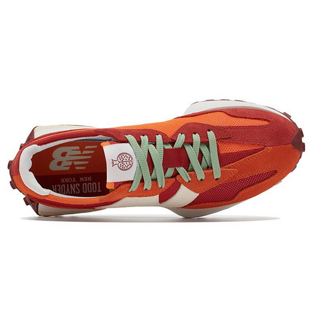 New Balance 327