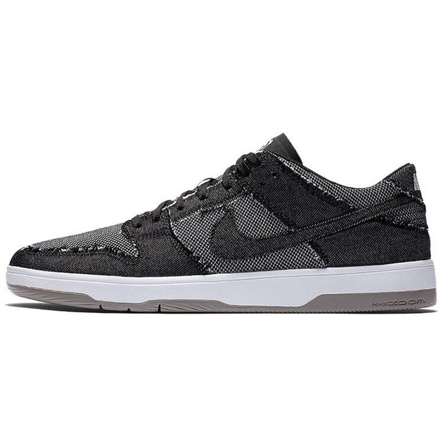 Medicom Toy x Nike Dunk SB Elite Bearbrick 2