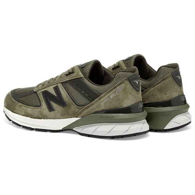 New Balance 990 V5