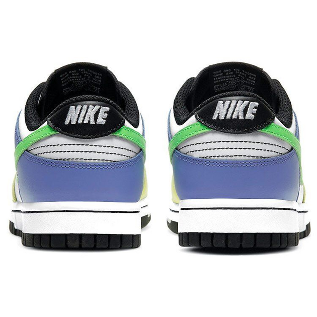 Nike Dunk Low Green Strike