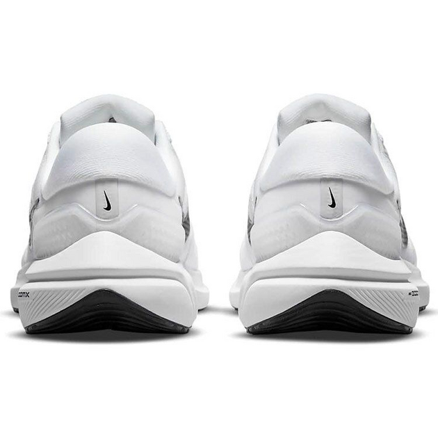 Nike Air Zoom Vomero 16