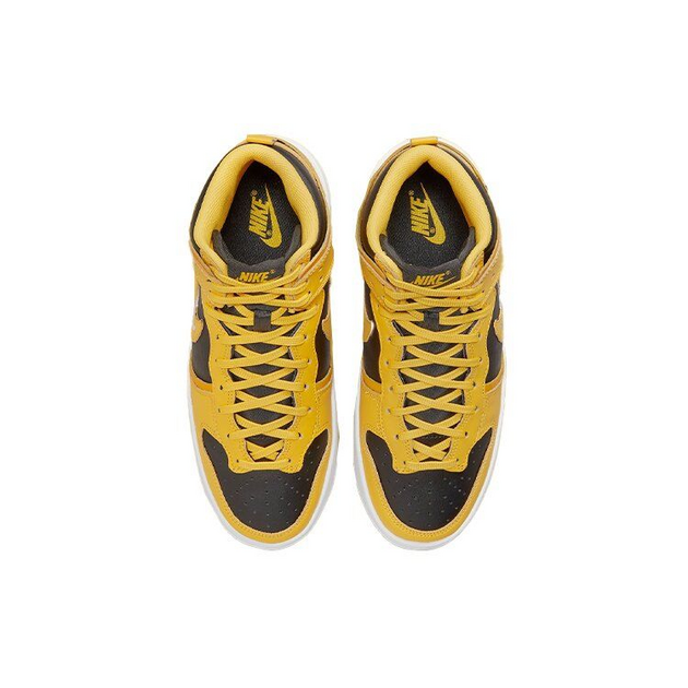 Nike Dunk Up Varsity Maize