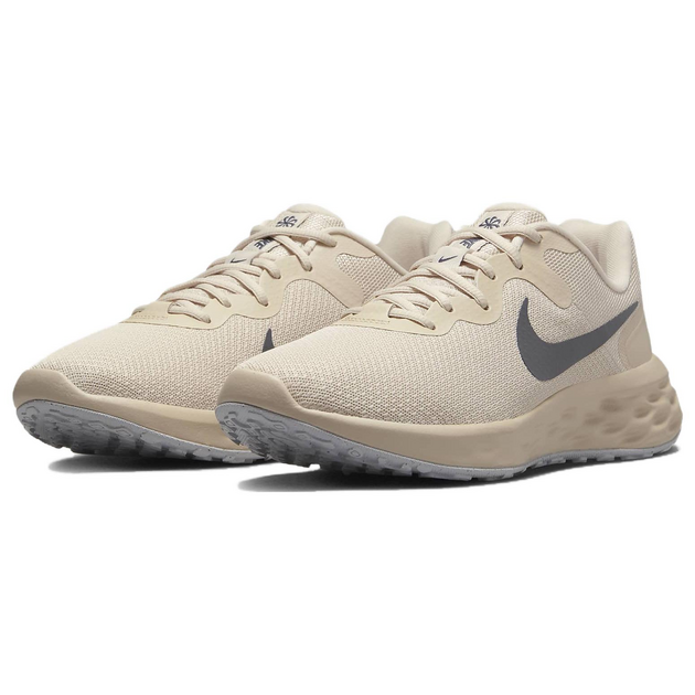 Nike Revolution 6