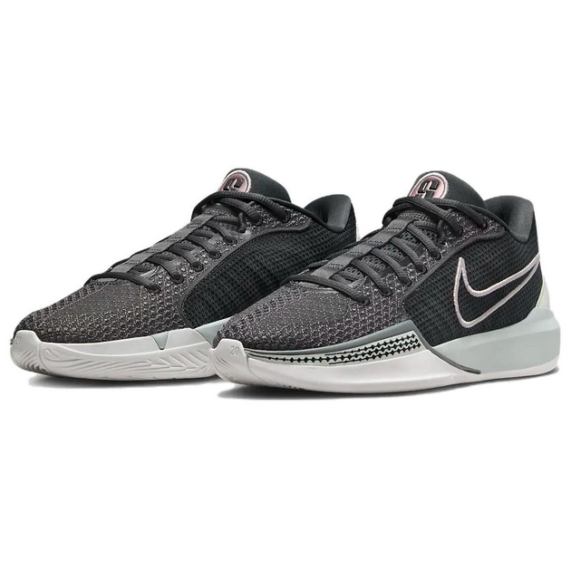 Nike Sabrina 1