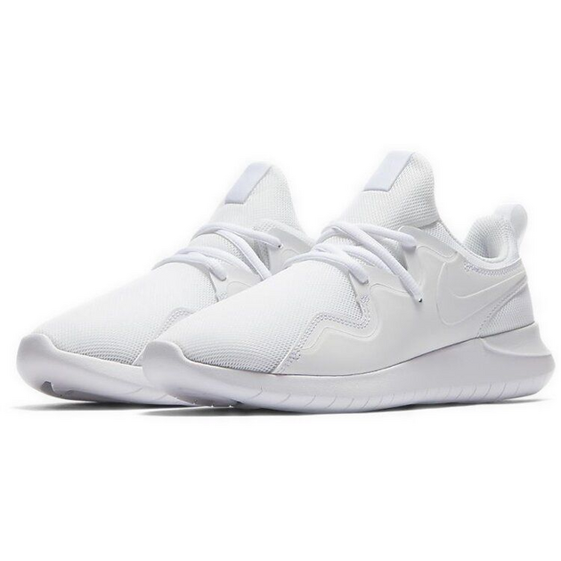 Nike Tessen