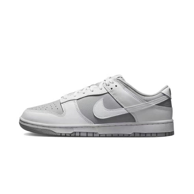Nike Dunk Low Retro Vibe
