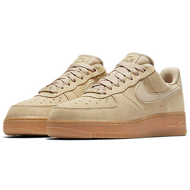 Nike Air Force 1 Low 07 LV8