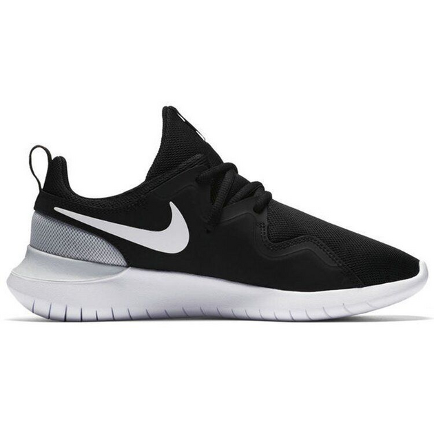 Nike Tessen