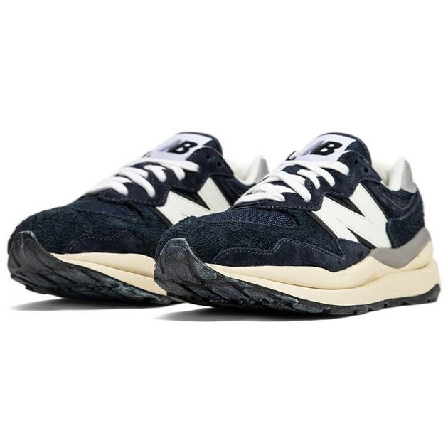 New Balance 5740