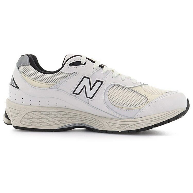 New Balance 2002R