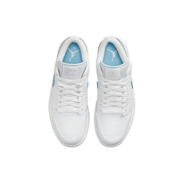 Air Jordan 1 Low Se Dare to Fly Swoosh