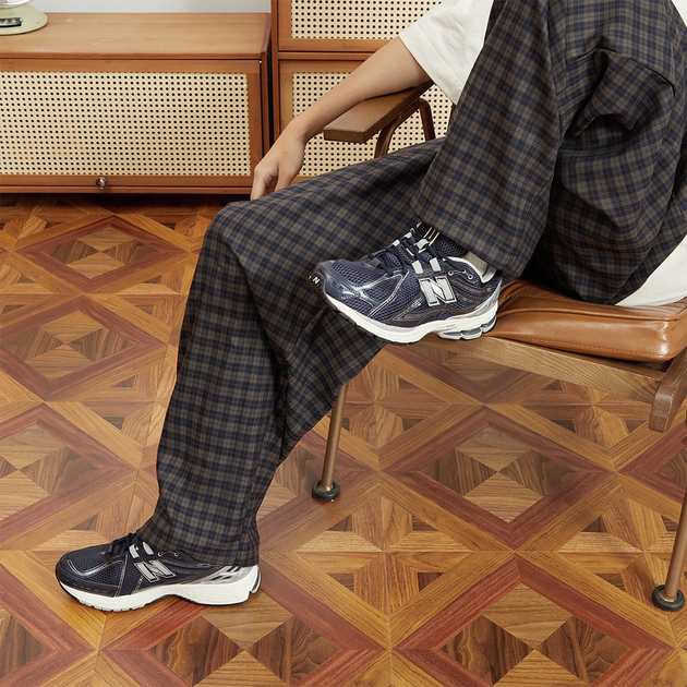 New Balance 1906R