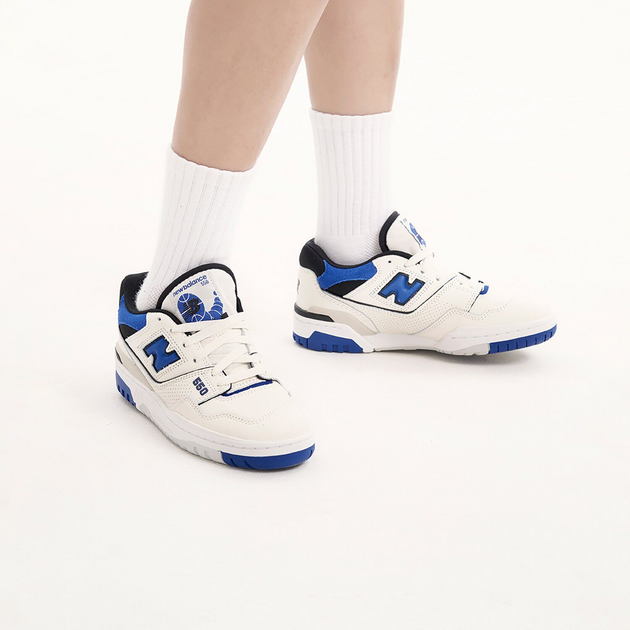New Balance 550