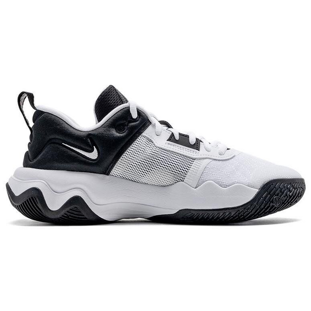 Nike Giannis Immortality 3