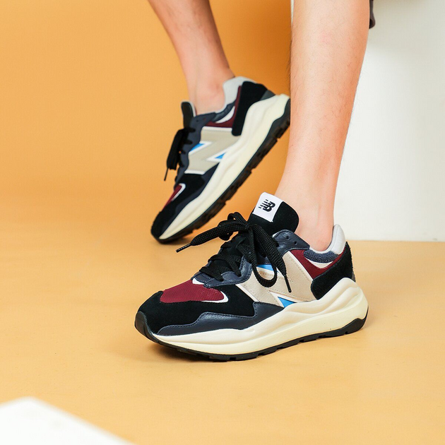 New Balance 5740