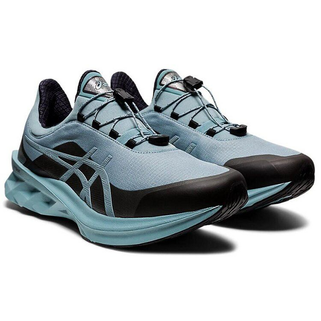 Asics Novablast