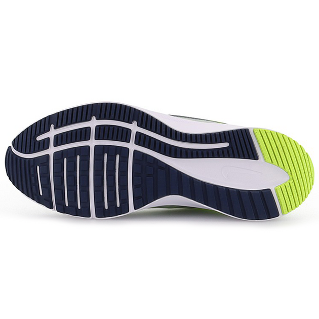 Nike Quest 4