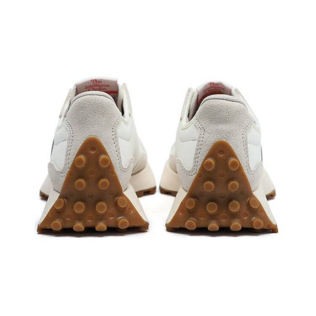 New Balance 327