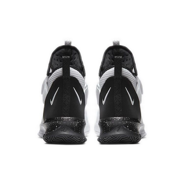 Nike Zoom Soldier 13 LeBron SFG Team 13