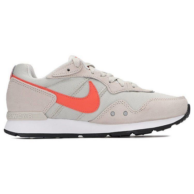 Nike Venture Runner
