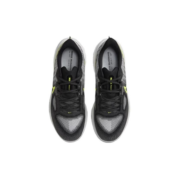 Nike Air Zoom Vomero 17