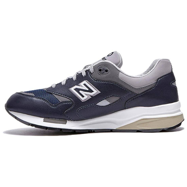 New Balance 1600
