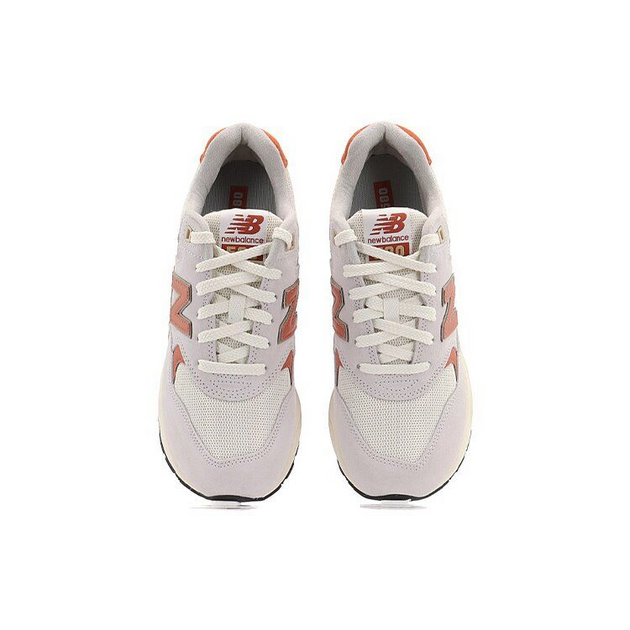 New Balance 580