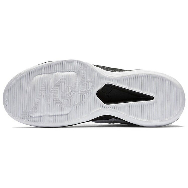 Air Jordan Melo M13