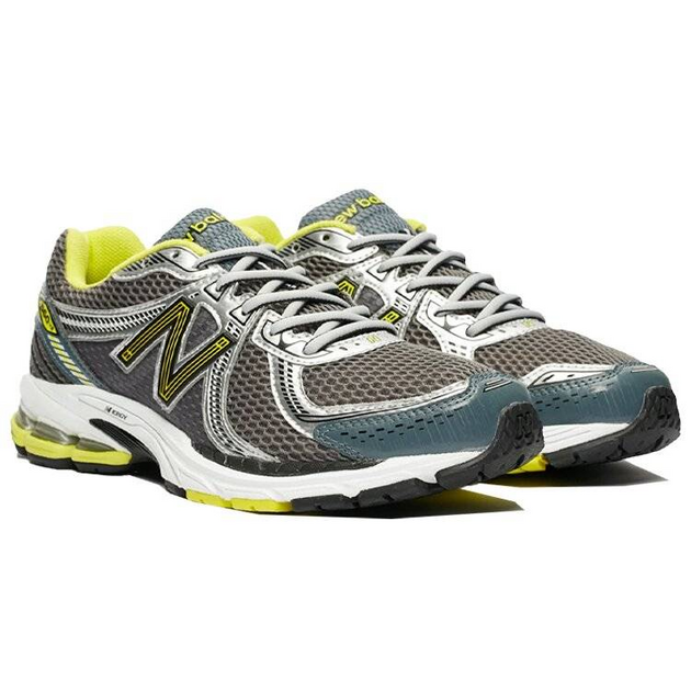 New Balance 860