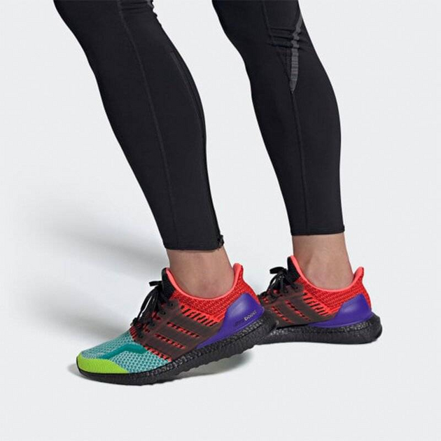 Adidas UltraBoost DNA