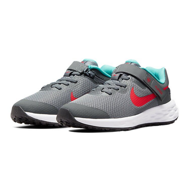 Nike Revolution 6