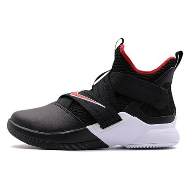 Nike Zoom Soldier 12 EP