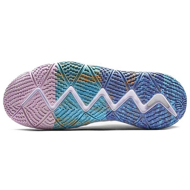 Nike Kyrie 4