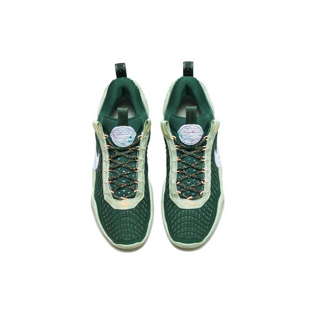 Nike Cosmic Unity TB