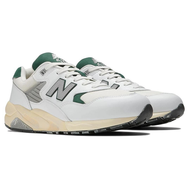 New Balance 580