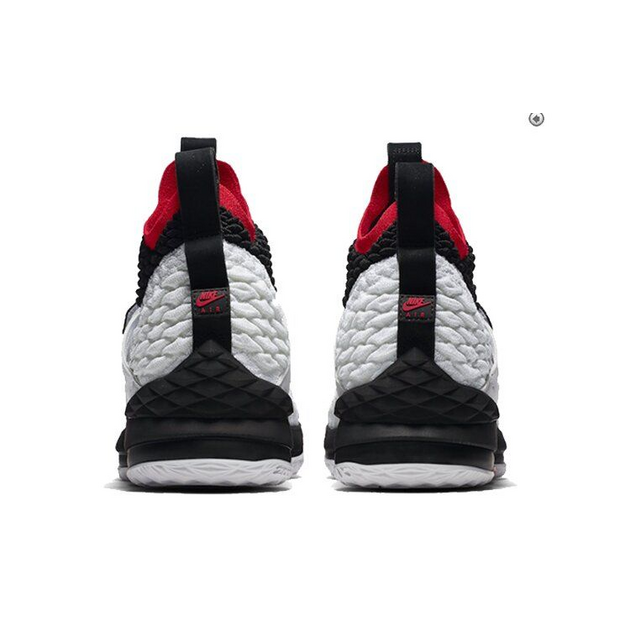 Nike LeBron 15 Diamond Turf
