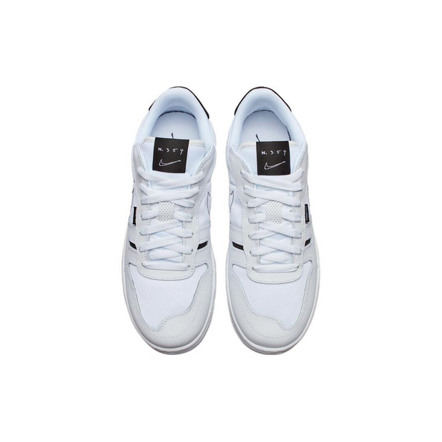 Nike Squash Type
