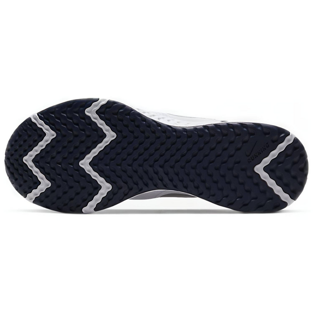 Nike Revolution 5
