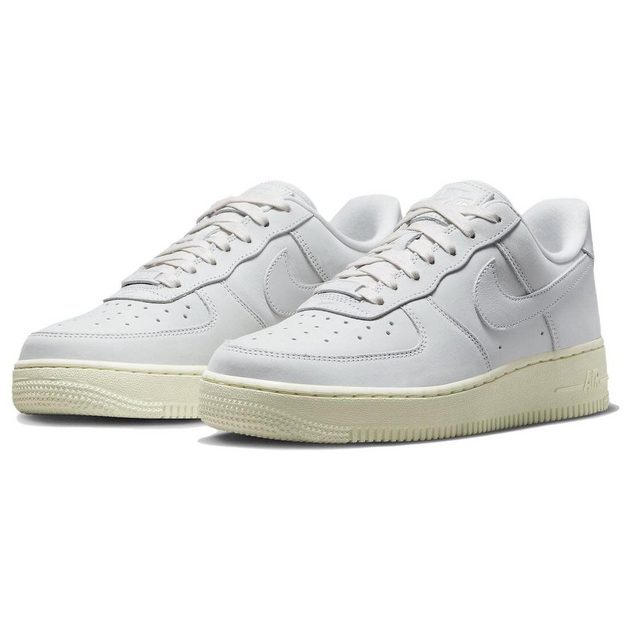 Nike Air Force 1 Low Summit White