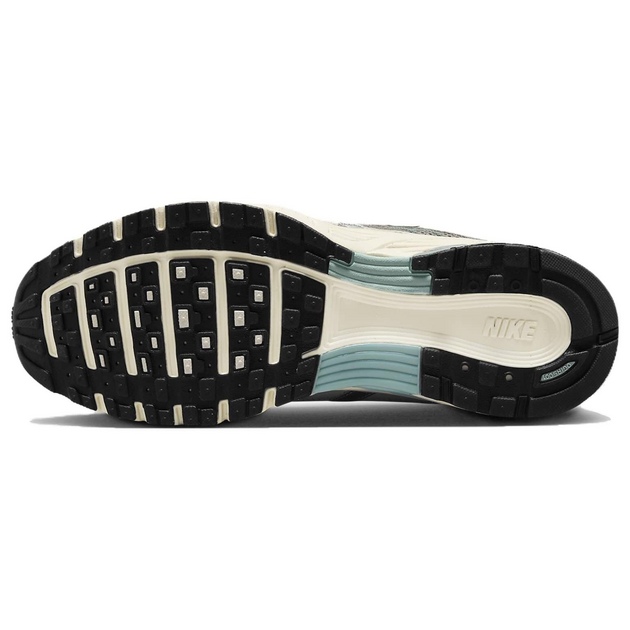 Nike P6000