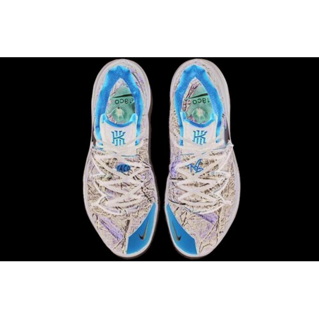Nike Kyrie 5