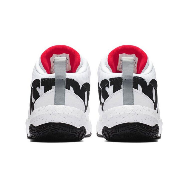 Nike Team Hustle D 8 JDI