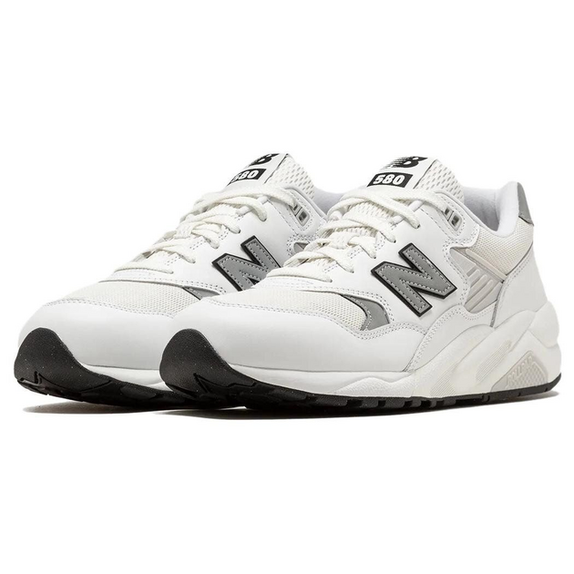 New Balance 580