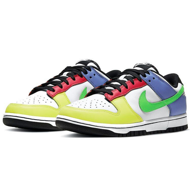 Nike Dunk Low Green Strike