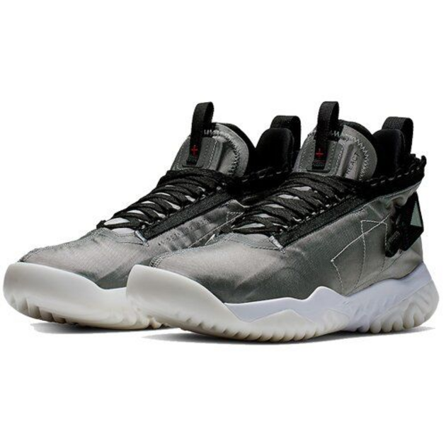 Air Jordan Proto React Metallic Silver