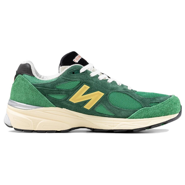 New Balance 990 V3