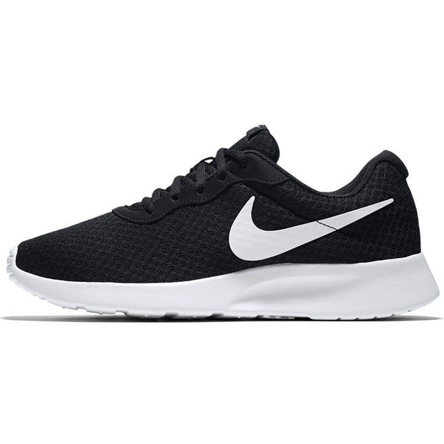 Nike Tanjun