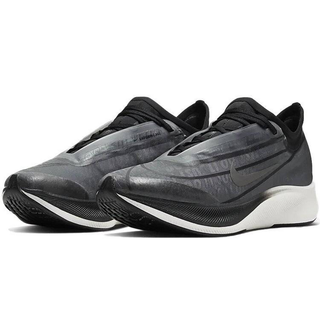 Nike Zoom Fly 3