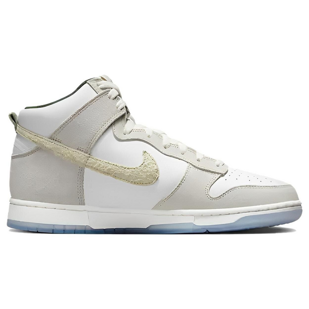 Nike Dunk Gold Mountain