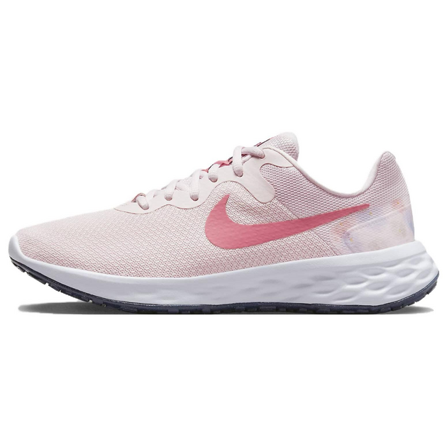 Nike Revolution 6